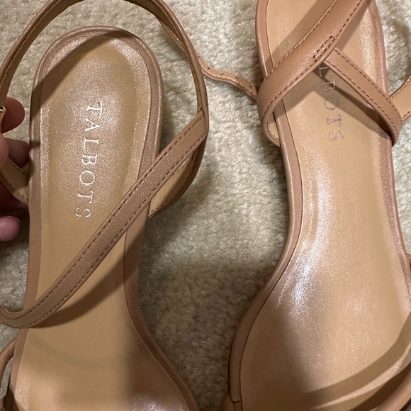 Talbots Sandals - great condition, only worn twice. Super comfortable! - Picture 3 of 6